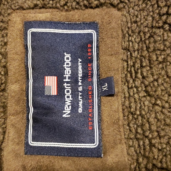 Newport  Harbor xlg suede coat - Picture 4 of 7